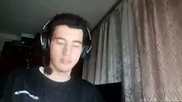 Snapshot of JamesLagerfeld chatting on 11.07.25 JamesLagerfeld online show from 11.07.25