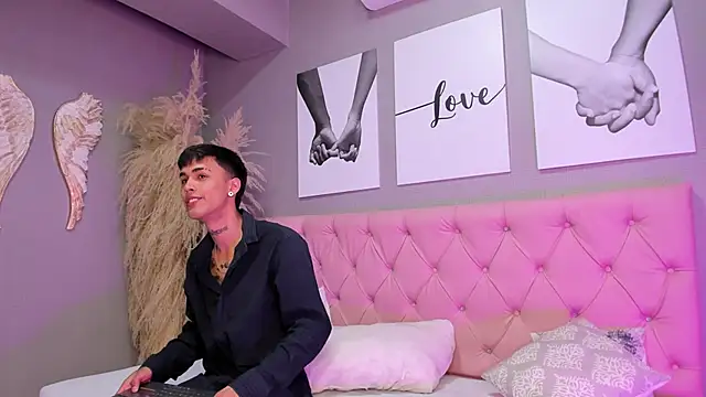 Snapshot of Aitana_valverde chatting on 11.10.25 Aitana valverde online show from 11.10.25