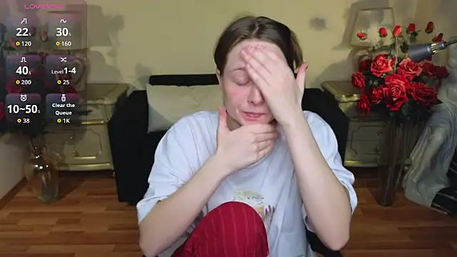 HolyBabyDoll online show from 11.22.25