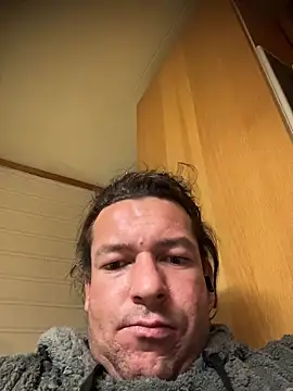 miguel910921 online show from 02.04.26