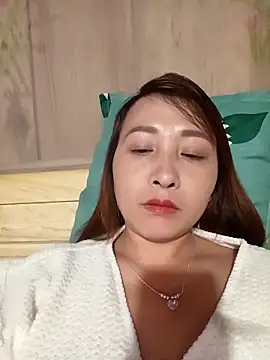 Missa-kute20 online show from 11.21.25