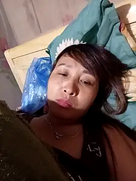 Missa-kute20 online show from 12.18.25