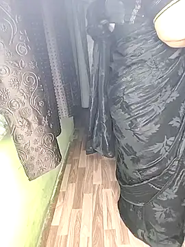 Snapshot of indian_Teena_Bhabhi chatting on 04.12.26 indian Teena Bhabhi online show from 04.12.26