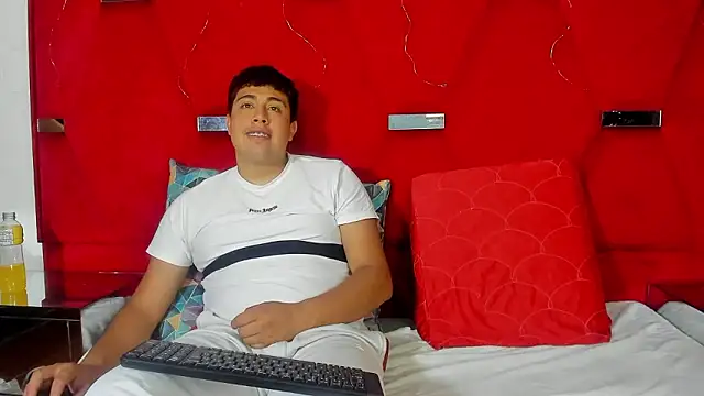 Emmaanddarling online show from 01.16.26