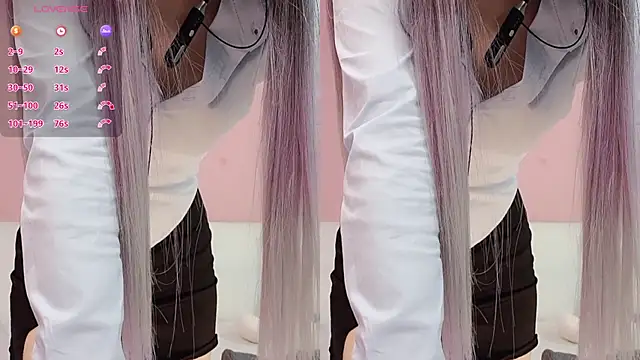 Snapshot of ChloeFozzy chatting on 11.07.25 ChloeFozzy online show from 11.07.25