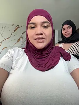 Snapshot of sweetmuslim01 chatting on 05.09.26 sweetmuslim01 online show from 05.09.26