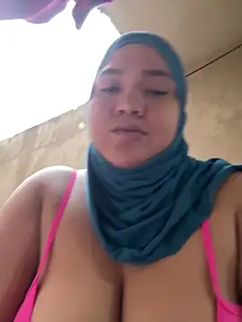 Snapshot of sweetmuslim01 chatting on 05.23.26 sweetmuslim01 online show from 05.23.26