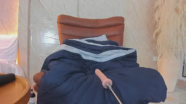 Brenda-Rosse online show from 02.12.26