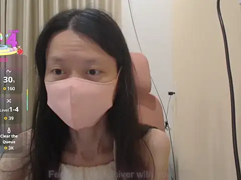 Lil-Cherries online show from 11.10.25