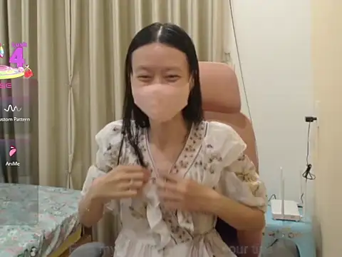 Lil-Cherries online show from 12.19.25