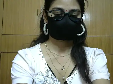 Fairy Pie online show from 04.18.26