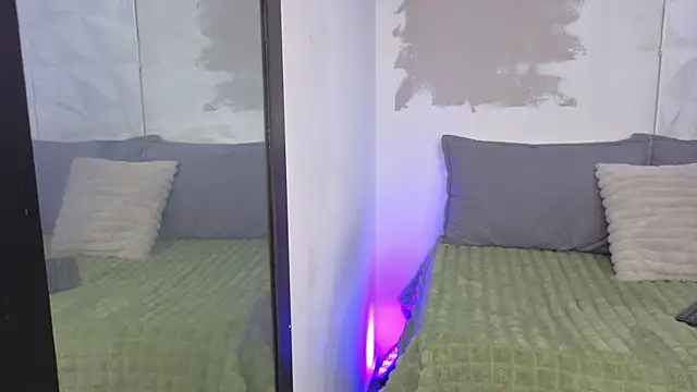 AuroraLanee  online show from 01.07.26