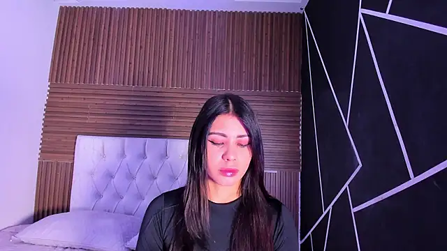 ZarinaWynne online show from 03.23.26