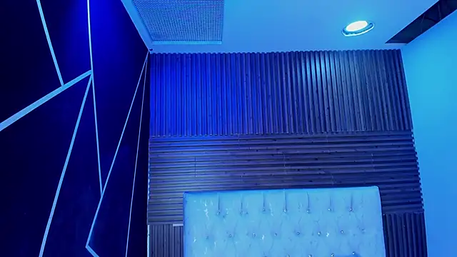 ZarinaWynne online show from 04.09.26