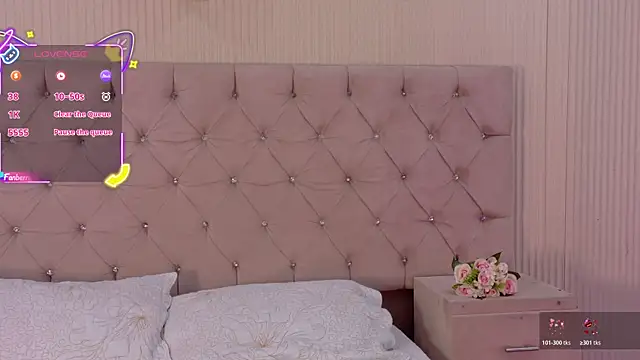Snapshot of ZarinaWynne chatting on 07.16.26 ZarinaWynne online show from 07.16.26