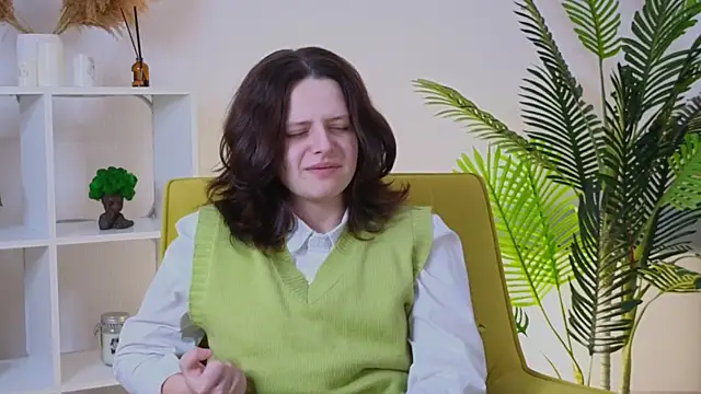 Snapshot of MorganTubbs chatting on 11.08.25 MorganTubbs online show from 11.08.25