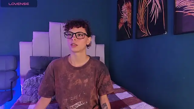 AliceMadnes online show from 02.26.26