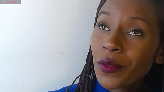 Aliis Love online show from 12.19.25