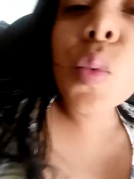 Snapshot of LorieFerrer chatting on 02.08.25 LorieFerrer online show from 02.08.25