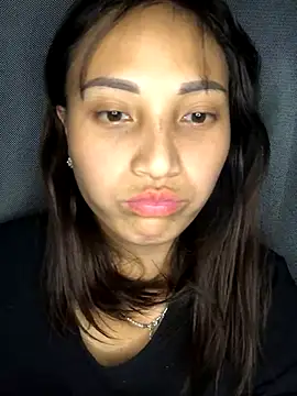 Snapshot of Lin-babyx chatting on 11.09.25 Lin-babyx online show from 11.09.25