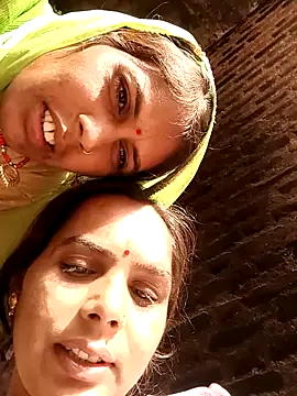 Snapshot of CUTE_V_SEXY chatting on 11.09.25 CUTE V SEXY online show from 11.09.25