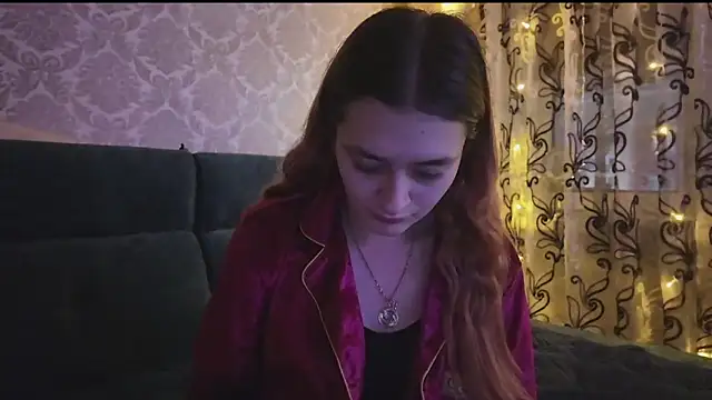 Snapshot of SweetLiaison chatting on 02.07.26 SweetLiaison online show from 02.07.26