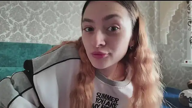 SweetLiaison online show from 04.17.26