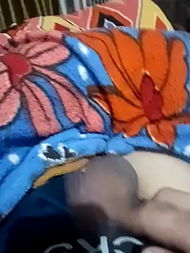 Snapshot of xoxo7-6 chatting on 12.17.25 xoxo7-6 online show from 12.17.25