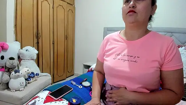 Snapshot of Laurenwc chatting on 11.16.25 Laurenwc online show from 11.16.25