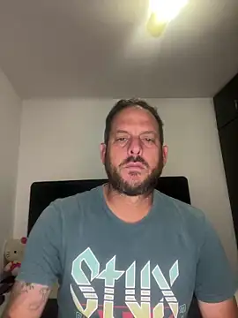 Snapshot of vanevip123 chatting on 11.19.25 vanevip123 online show from 11.19.25