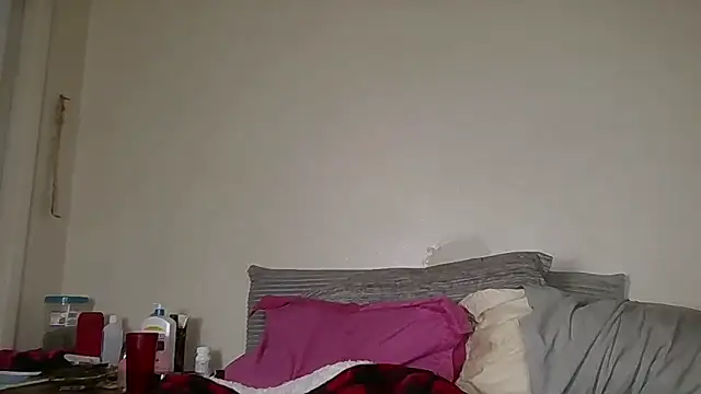 Snapshot of nikkibae33 chatting on 02.18.26 nikkibae33 online show from 02.18.26