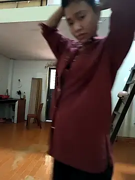 Lynly k2 online show from 04.10.26