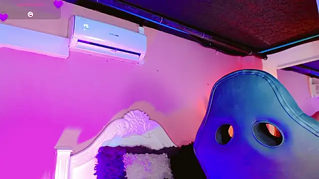 AnnaRouseQueen online show from 02.02.26