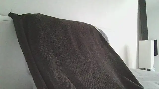 Snapshot of JAY20C16 chatting on 11.25.25 JAY20C16 online show from 11.25.25