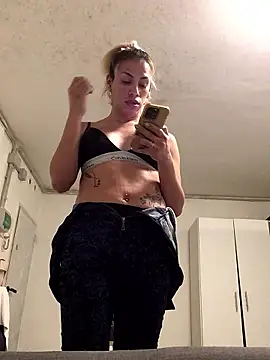 ESTRELLABERECHUCKY online show from 01.09.26