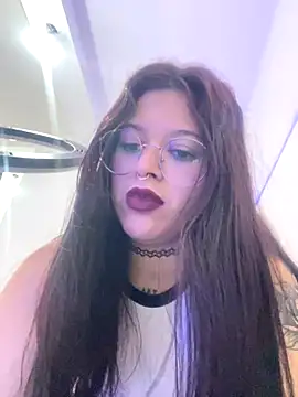 Snapshot of amazonaa9 chatting on 11.20.25 amazonaa9 online show from 11.20.25