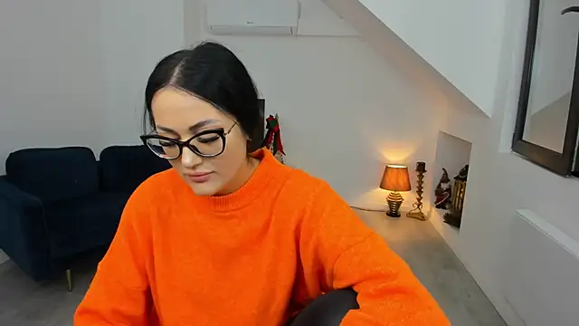 AnyaEvy online show from 12.02.25