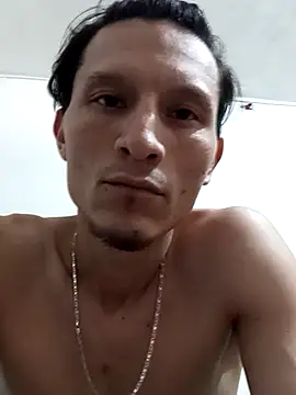 xXAndreyAndMariaXx online show from 11.17.25