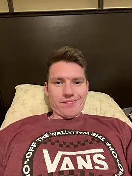 Snapshot of dakota1998x chatting on 11.12.25 dakota1998x online show from 11.12.25