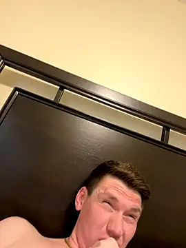 Snapshot of dakota1998x chatting on 11.12.25 dakota1998x online show from 11.12.25