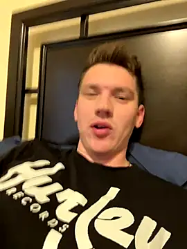 Snapshot of dakota1998x chatting on 11.13.25 dakota1998x online show from 11.13.25