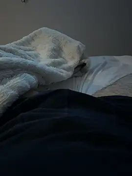 Snapshot of loukas777 chatting on 11.08.25 loukas777 online show from 11.08.25