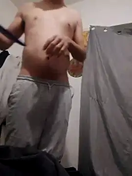 Snapshot of WeakDegree76 chatting on 02.25.26 WeakDegree76 online show from 02.25.26