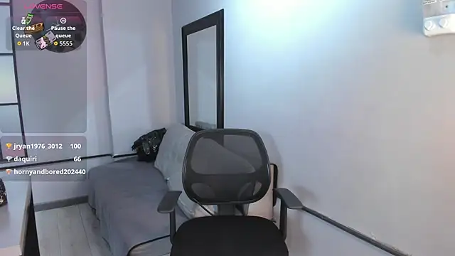 Noah dupont  online show from 12.14.25