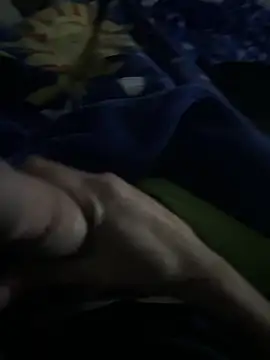 groschibre40100 online show from 12.16.25