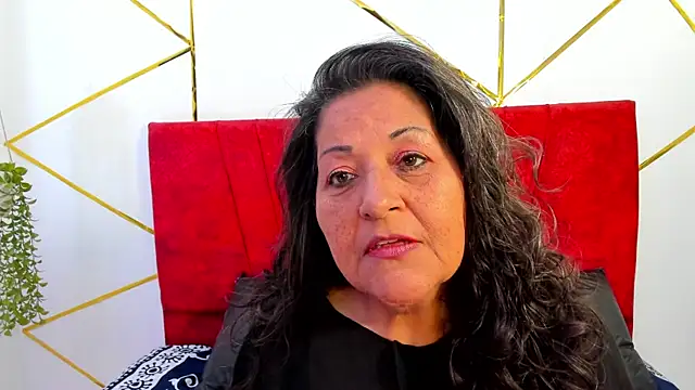 Snapshot of Victoriaa_Anderson chatting on 12.17.25 Victoriaa Anderson online show from 12.17.25