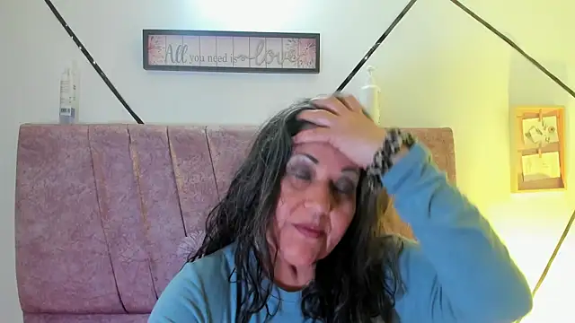 Victoriaa Anderson online show from 01.19.26