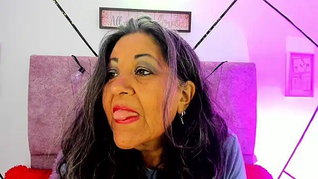 Victoriaa Anderson online show from 02.23.26