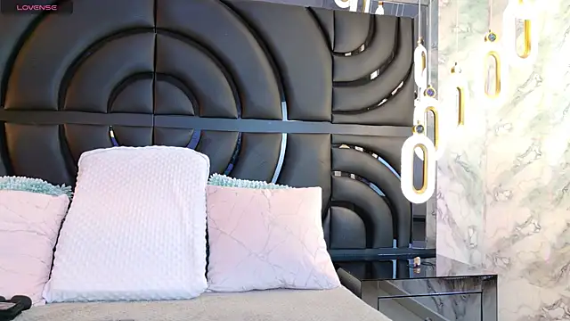 BunnySexyy18 online show from 11.21.25