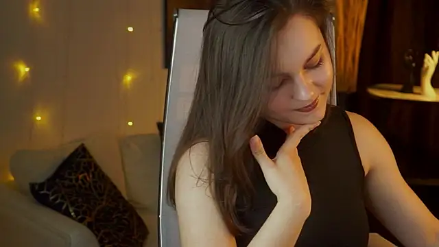 Snapshot of FrancescaCavaliere chatting on 06.04.26 FrancescaCavaliere online show from 06.04.26